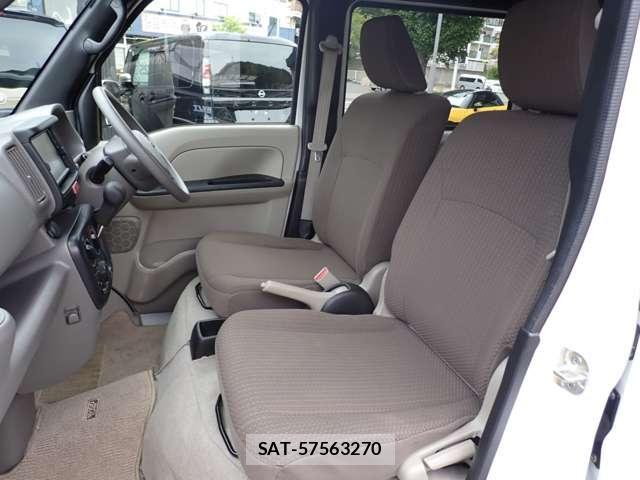 Nissan CLIPPER VAN 2023-03 8651652-3