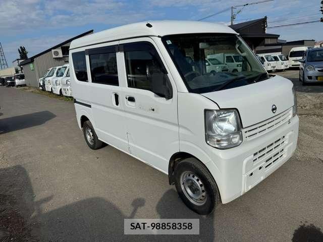 Nissan CLIPPER VAN 2017-03 8651750-12