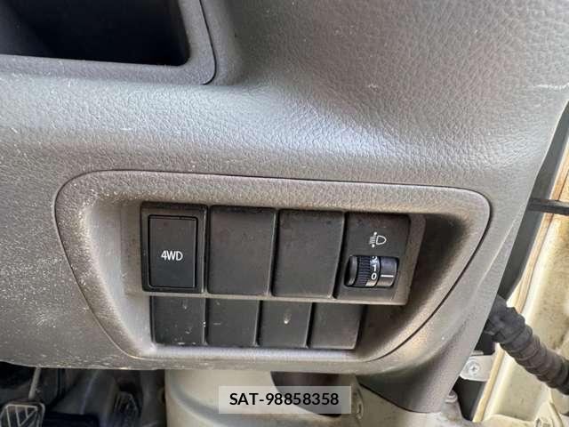Nissan CLIPPER VAN 2017-03 8651750-16