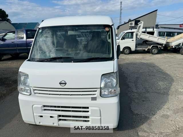 Nissan CLIPPER VAN 2017-03 8651750-3