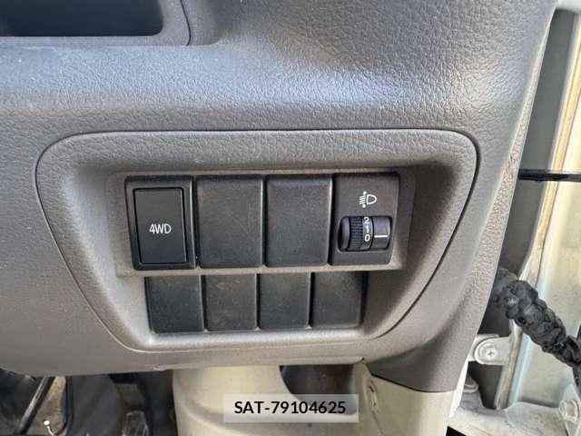 Nissan CLIPPER VAN 2016-03 8651782-16