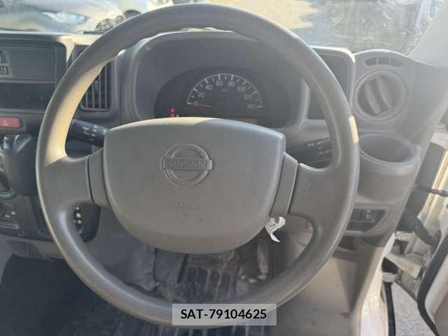 Nissan CLIPPER VAN 2016-03 8651782-17