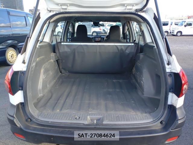 Nissan NV150 AD 2017-08 8653379-5