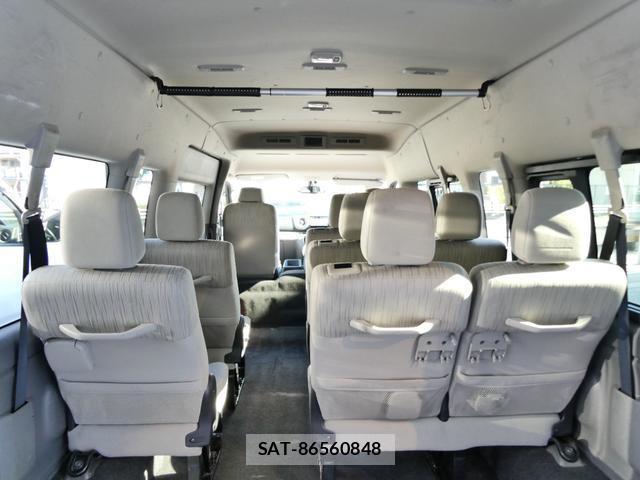 Nissan NV350 Caravan 2020-02 8652523-16