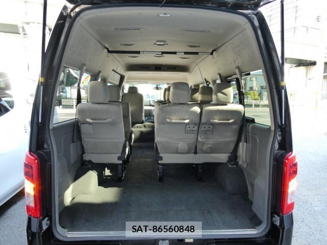 Nissan NV350 Caravan 2020-02 8652523-4