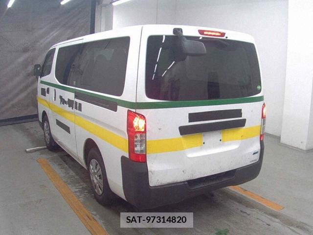 Nissan NV350 Caravan 2016-02 8648720-1