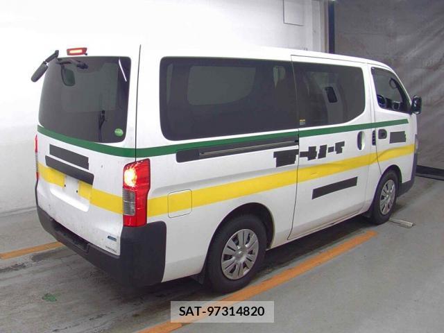 Nissan NV350 Caravan 2016-02 8648720-5