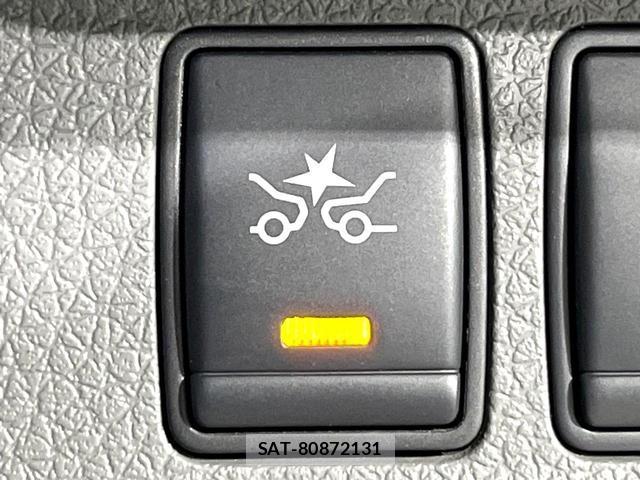 Nissan NV350 Caravan 2020-01 8651072-4