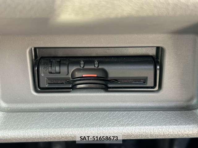 Nissan NV350 Caravan 2017-08 8652278-19