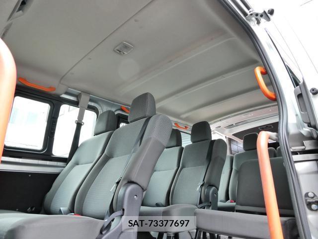 Nissan CARAVAN WAGON 2019-05 8652524-18