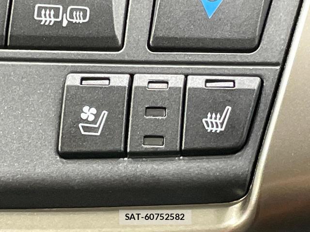 Lexus NX 2015-09 8646831-7