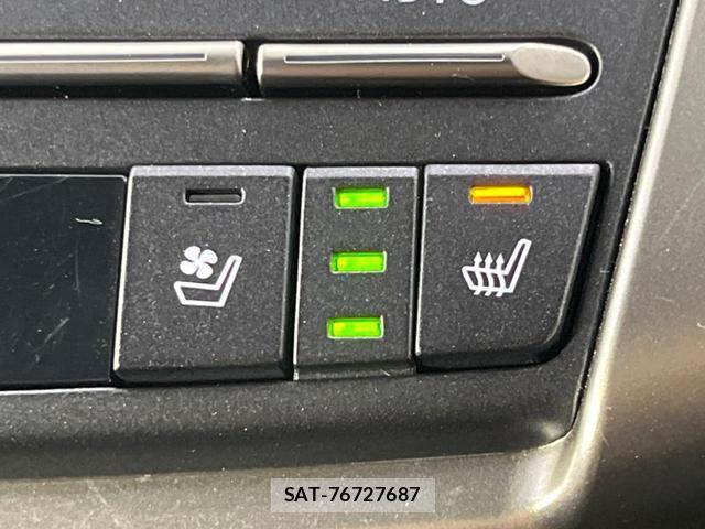 Lexus NX 2018-02 8647681-5