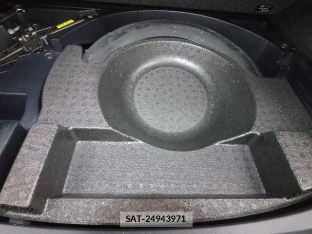 Lexus NX 2015-02 8647751-11