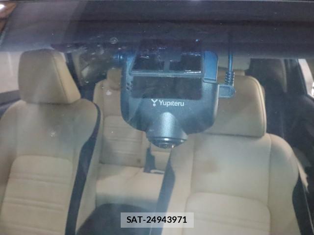 Lexus NX 2015-02 8647751-16