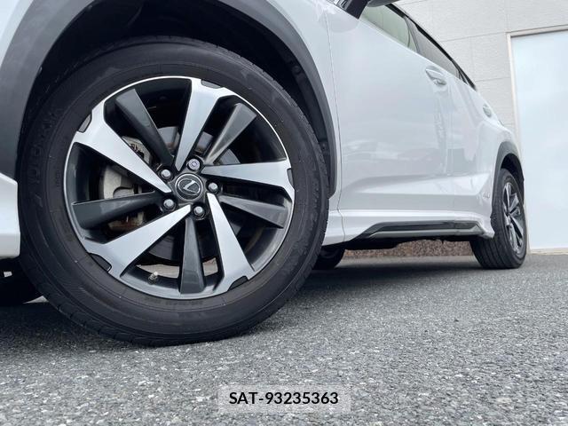 Lexus NX 2019-12 8647989-12