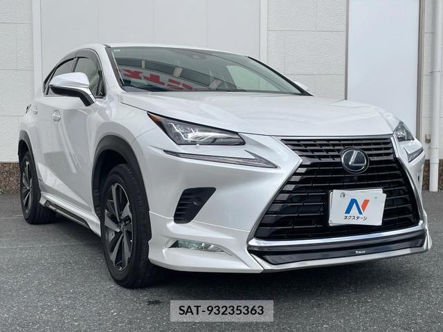 Lexus NX 2019-12 8647989-15