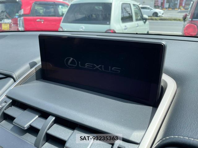 Lexus NX 2019-12 8647989-3