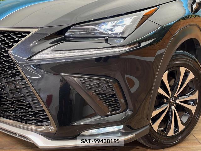 Lexus NX 2017-11 8648419-12