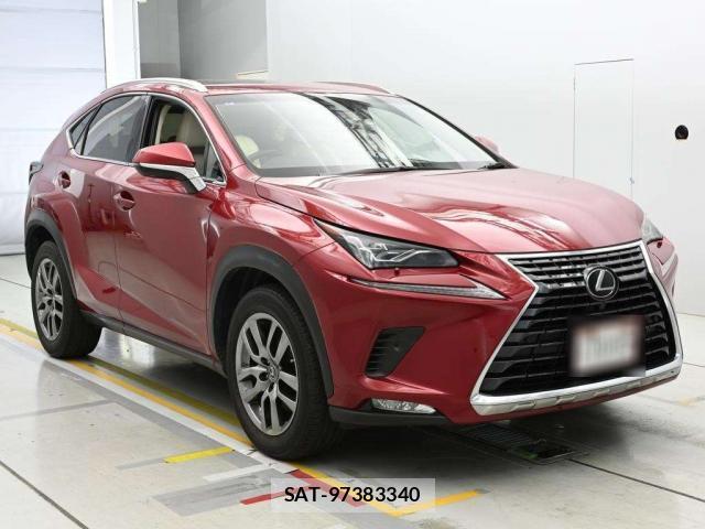 Lexus NX 2018-06 8649253-7