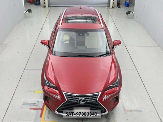 Lexus NX 2018-06 8649253-8