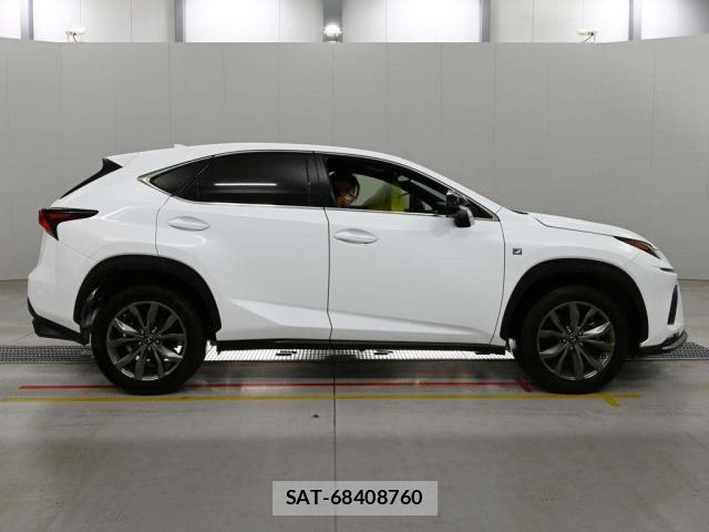 Lexus NX 2018-10 8649293-3
