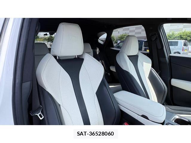 Lexus NX 2022-10 8649636-5