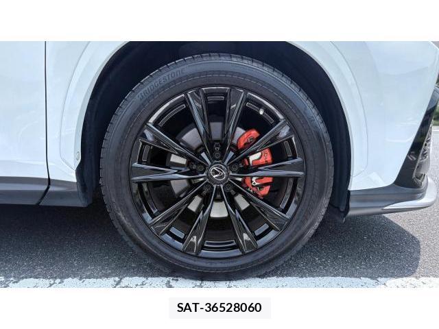 Lexus NX 2022-10 8649636-9