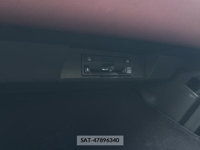 Lexus NX 2021-04 8651162-9