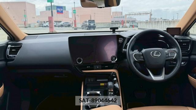 Lexus NX 2023-04 8651319-2