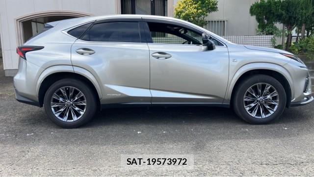 Lexus NX 2020-11 8651477-3