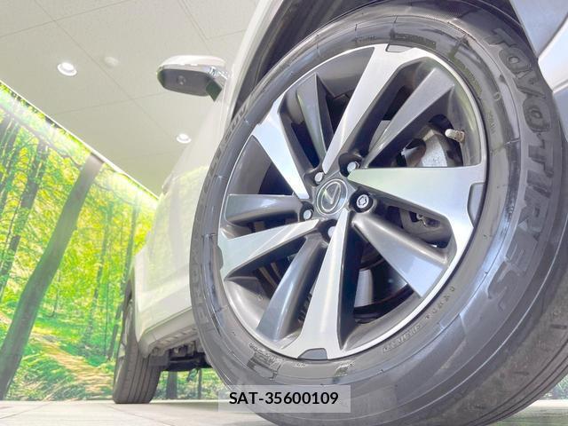 Lexus NX 2018-05 8651702-12