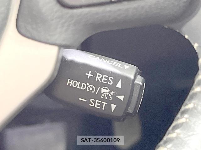 Lexus NX 2018-05 8651702-5