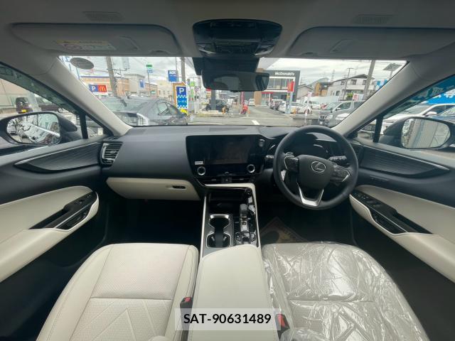 Lexus NX 2026-04 8651946-1