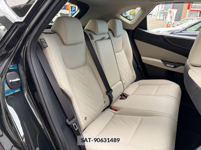 Lexus NX 2026-04 8651946-4