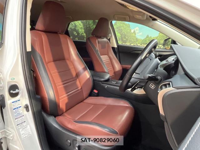 Lexus NX 2015-01 8652634-7