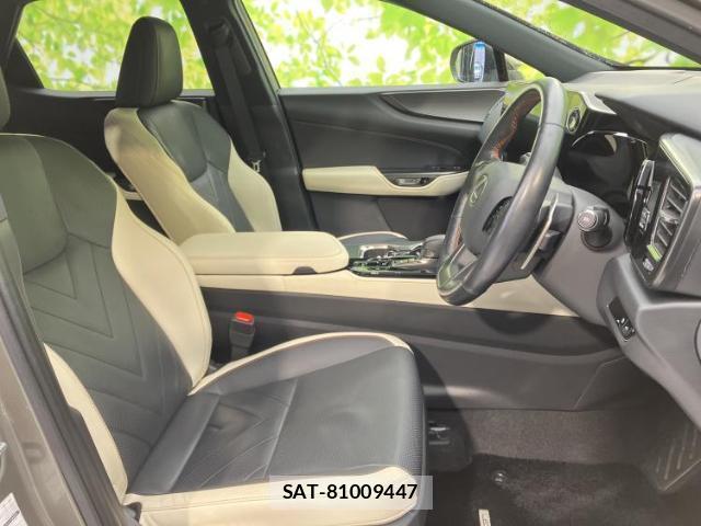 Lexus NX 2022-11 8653843-3