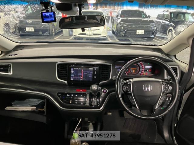 Honda ODYSSEY 2013-11 8648533-17