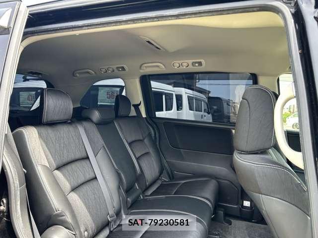Honda ODYSSEY 2015-04 8651786-12