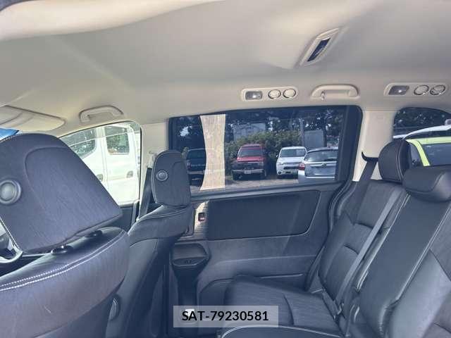 Honda ODYSSEY 2015-04 8651786-18