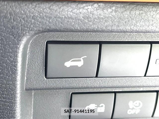 Mitsubishi OUTLANDER PHEV 2022-07 8646623-6