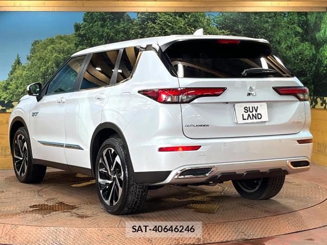 Mitsubishi OUTLANDER PHEV 2024-01 8647299-16