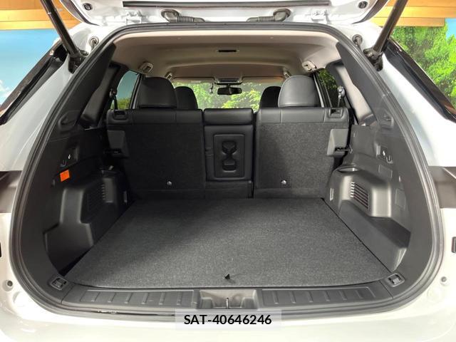 Mitsubishi OUTLANDER PHEV 2024-01 8647299-9