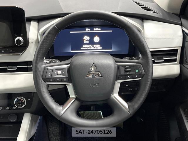 Mitsubishi OUTLANDER PHEV 2022-06 8647315-12