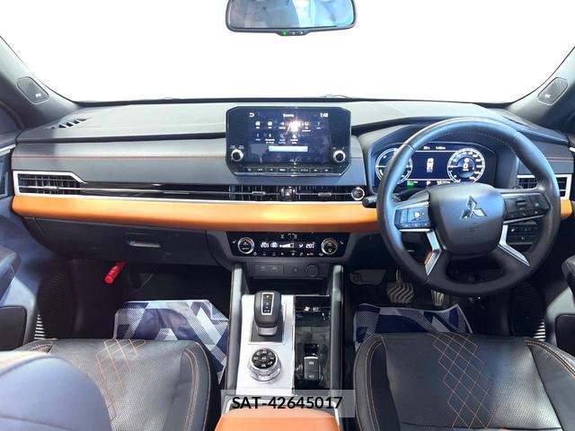 Mitsubishi OUTLANDER PHEV 2021-12 8649368-1