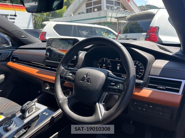 Mitsubishi OUTLANDER PHEV 2022-07 8649495-8