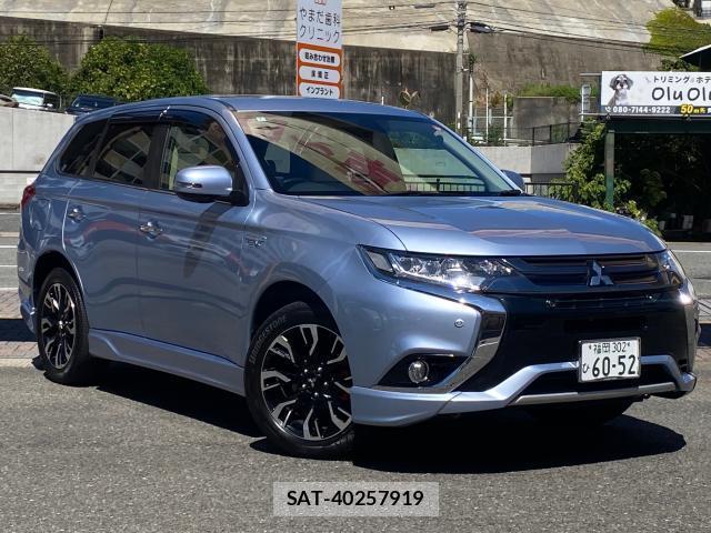 Mitsubishi OUTLANDER PHEV 2016-02 8651026-0