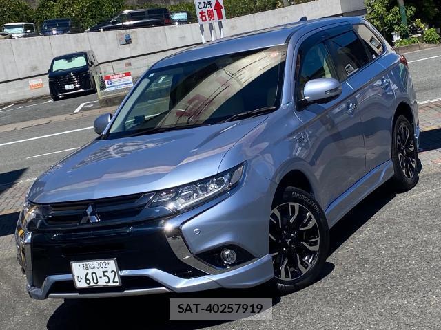 Mitsubishi OUTLANDER PHEV 2016-02 8651026-2