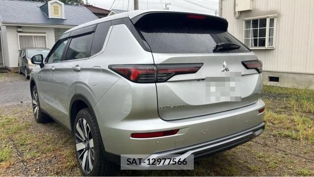 Mitsubishi OUTLANDER PHEV 2024-11 8651385-13