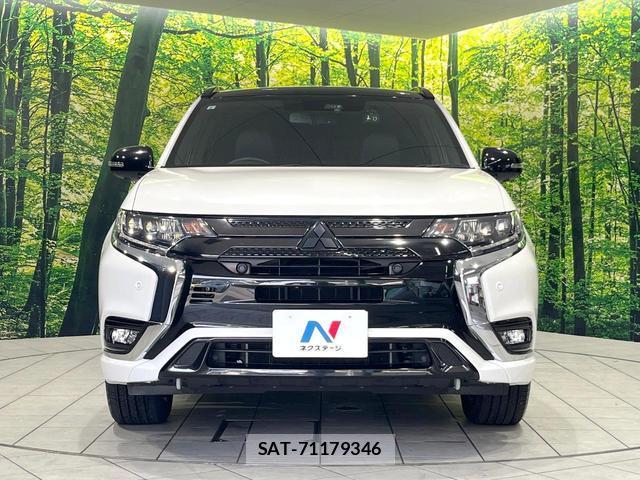 Mitsubishi OUTLANDER PHEV 2021-09 8652282-13