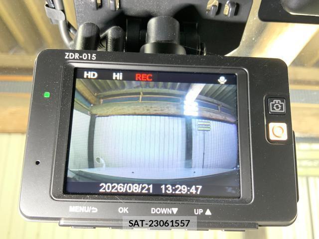 Mitsubishi OUTLANDER 2012-02 8652723-17